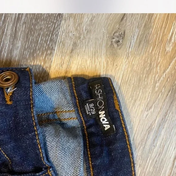 Fashion Nova Midnight Blue Ankle Jeans - Picture 4 of 6